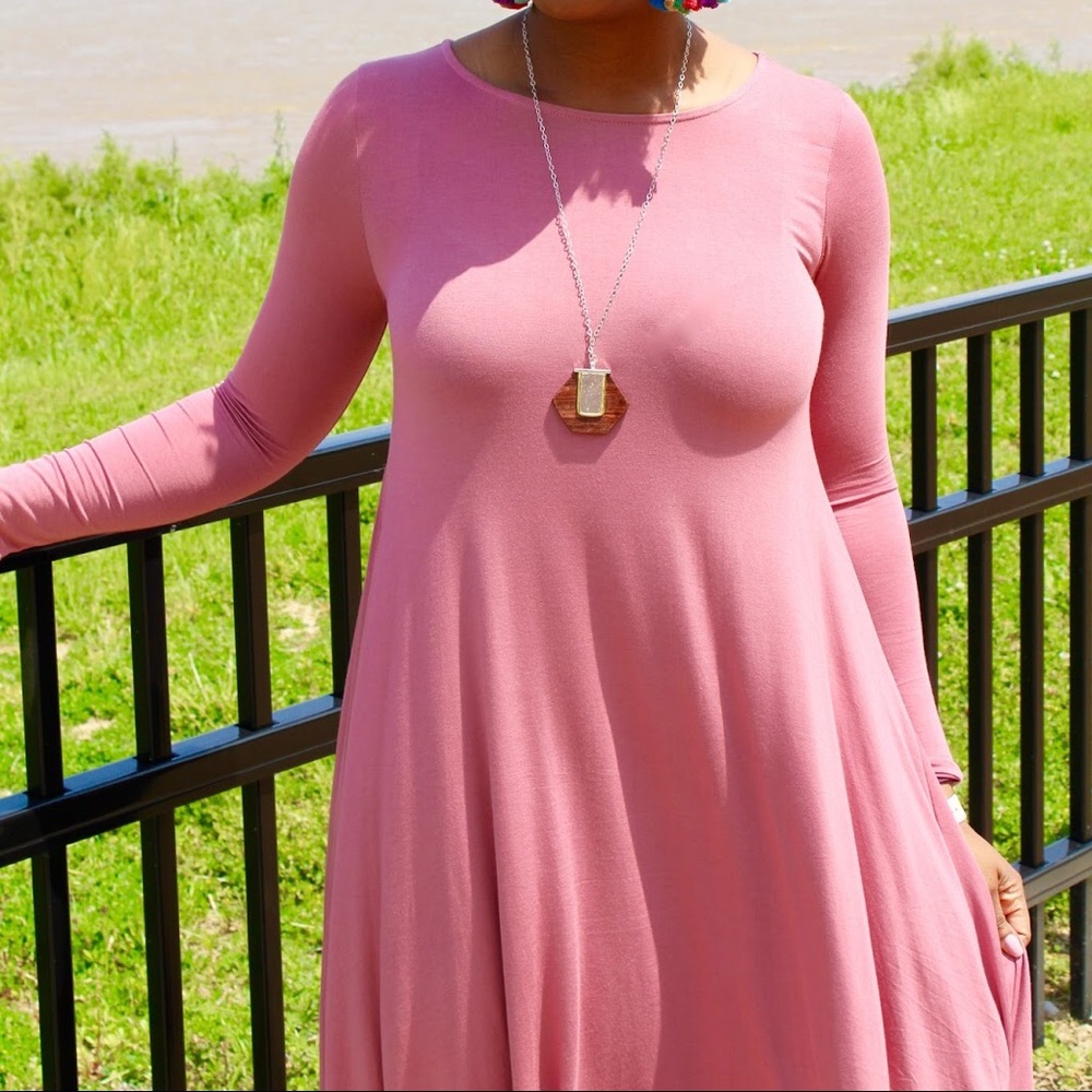 Agnes & Dora lipstick color Earhart dress xs/s